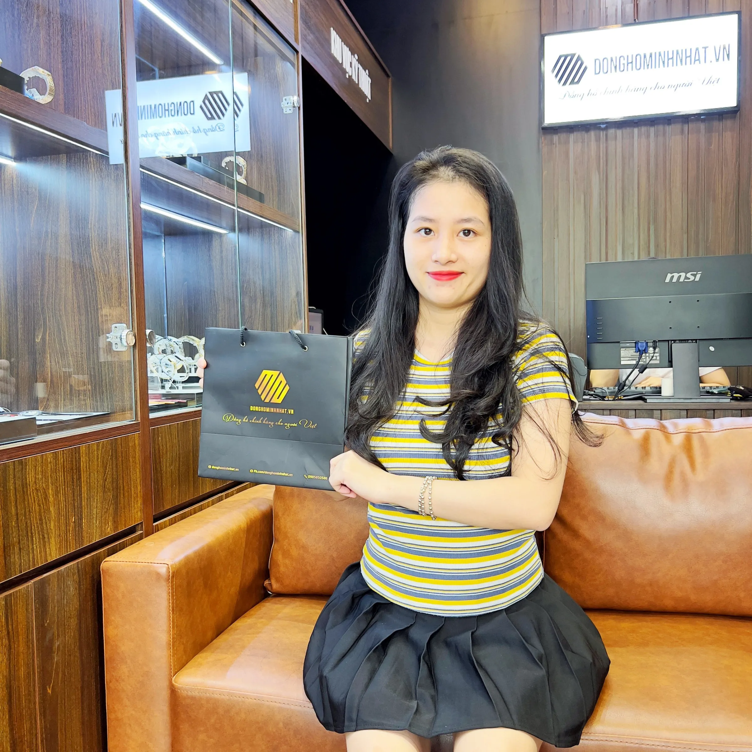 Thúy Hồng - Nhân Viên Sale Ô Tô